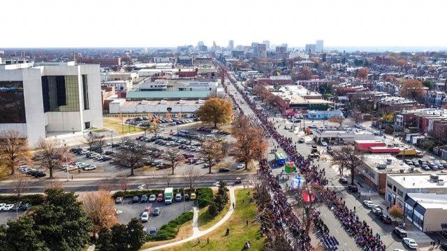 Dominion Christmas Parade 2016